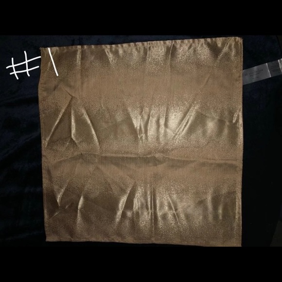 3 set of Table Napkins - Picture 2 of 4